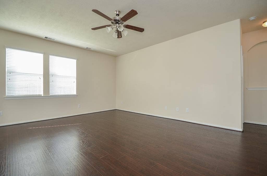 2827 Lakecrest Forest Drive, Katy, TX 77493