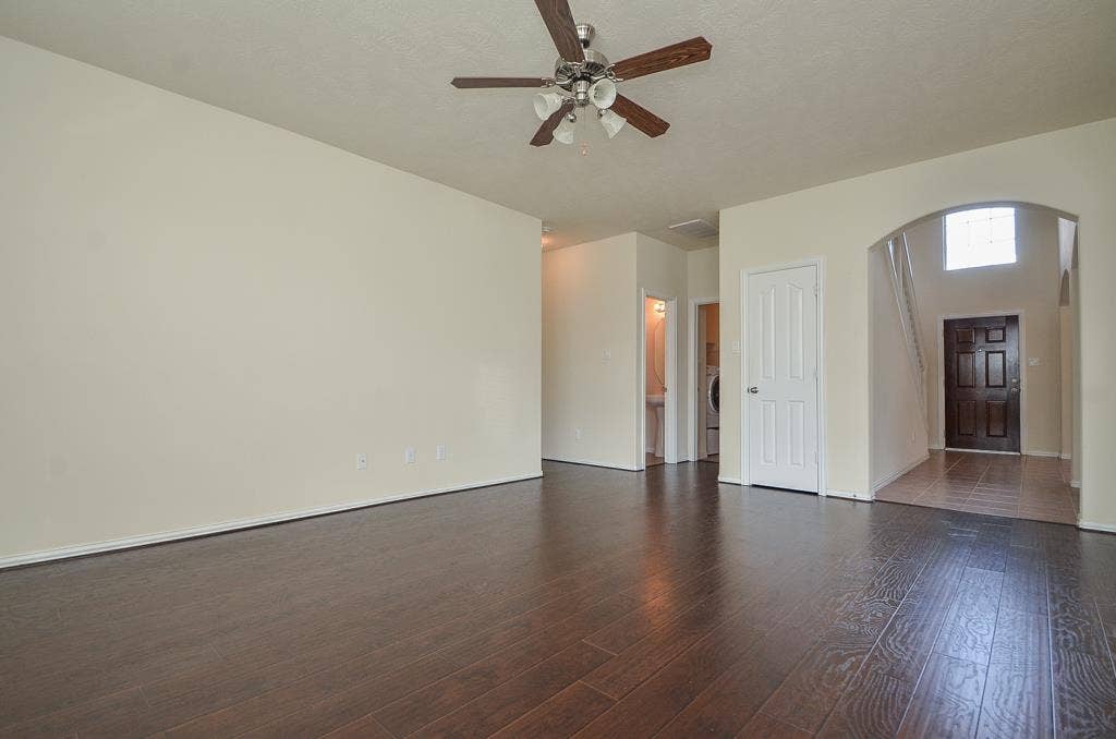 2827 Lakecrest Forest Drive, Katy, TX 77493
