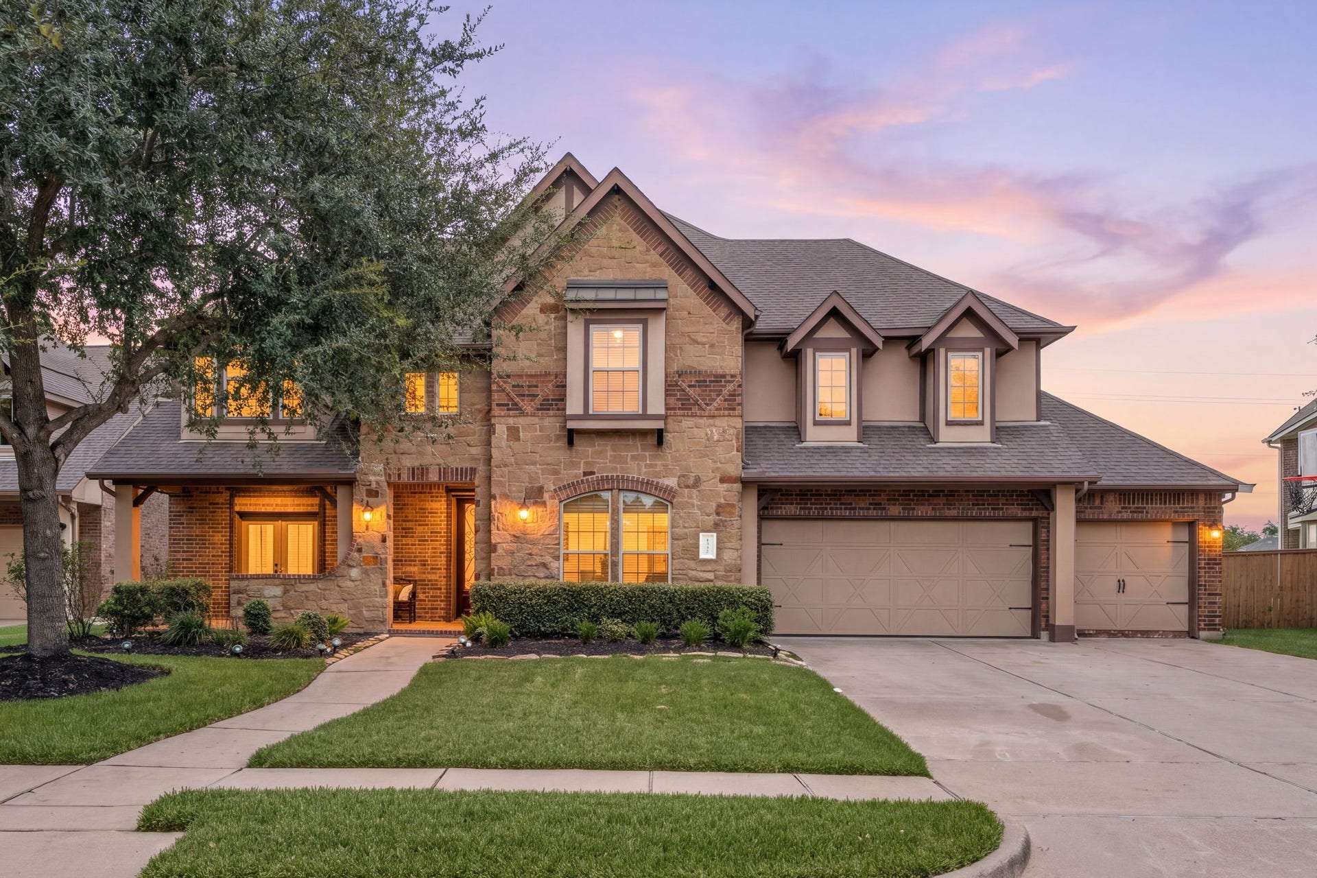 1332 Altavilla Lane, League City, TX 77573 1332 Altavilla Lane, League City, TX 77573