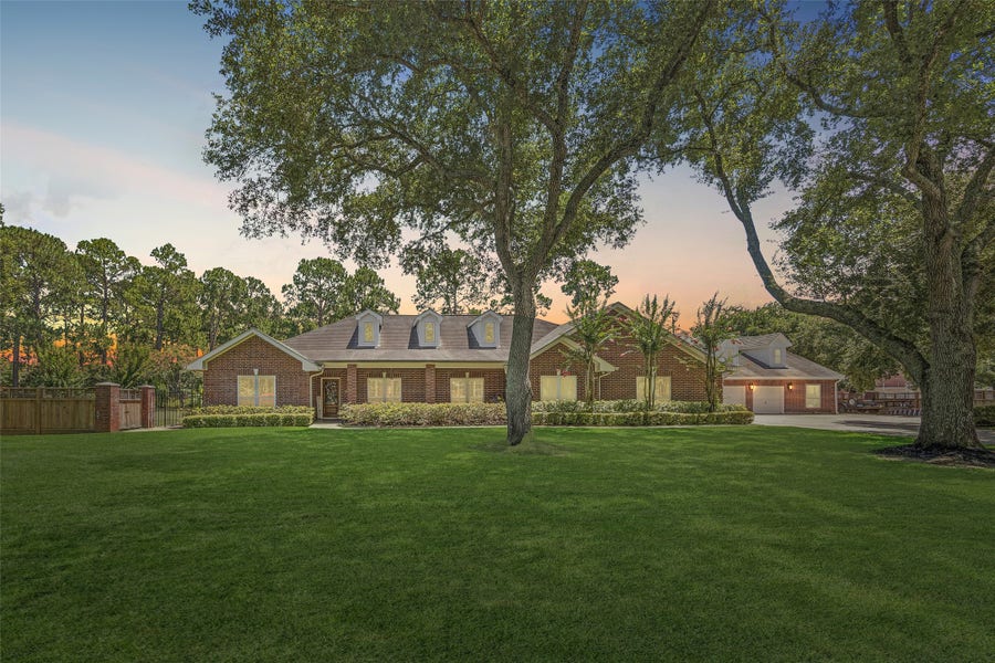 Property photo for 6211 S Woods Lane, Katy, TX