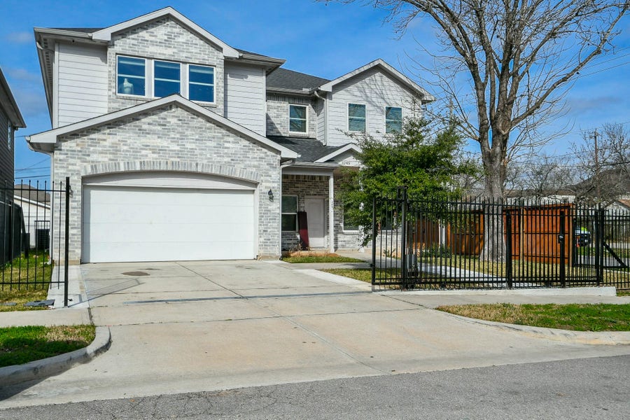 Property photo for 3249 Dixie Drive, #B, Houston, TX