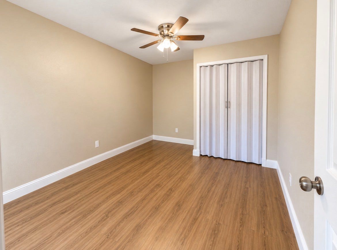 5620 Hollow Pines Drive, Houston, TX 77049 5620 Hollow Pines Drive, Houston, TX 77049
