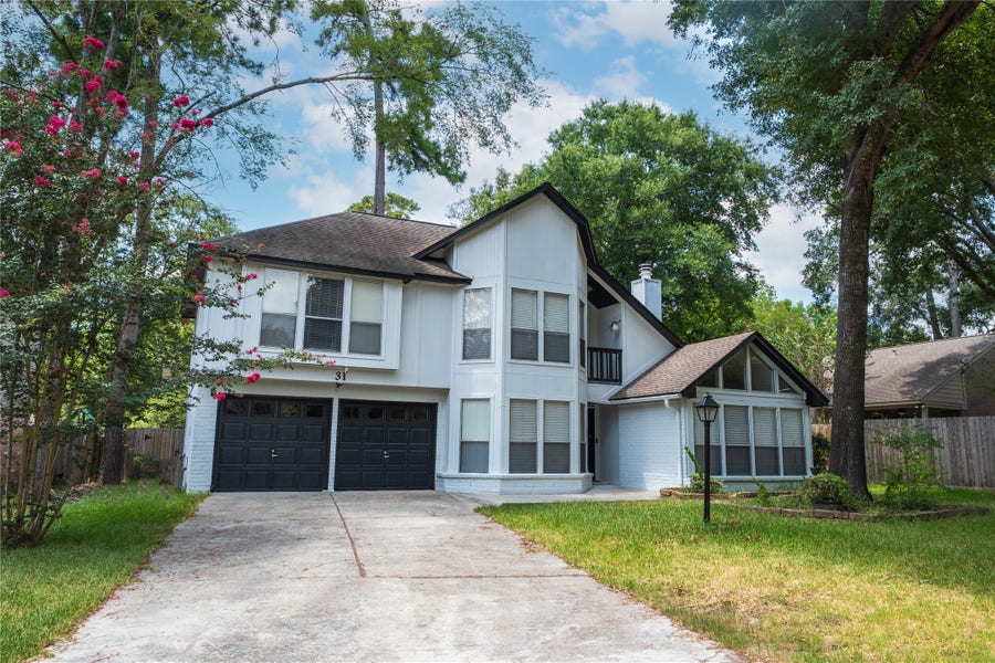 Property photo for 31 N Drifting Leaf Court, The Woodlands, TX