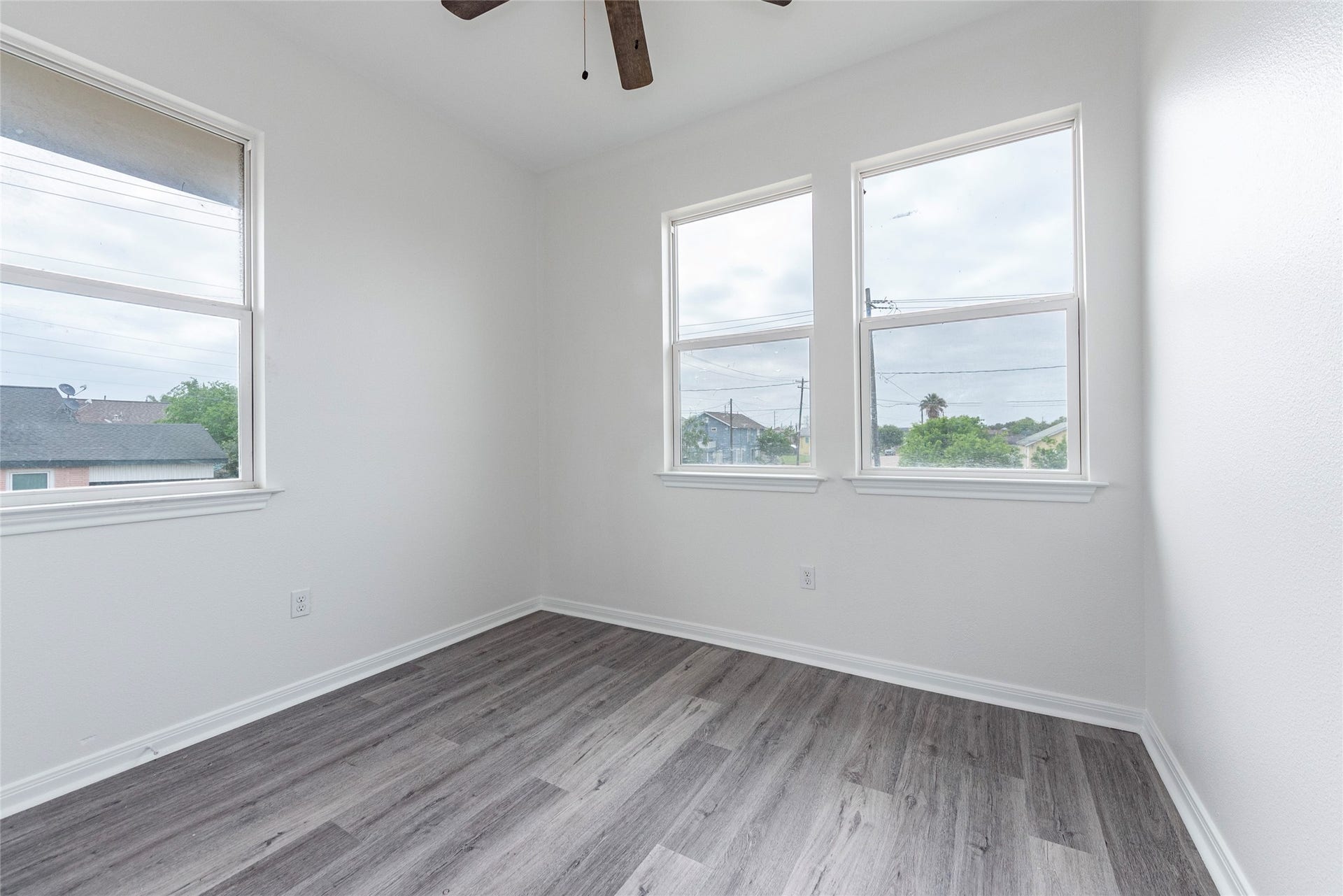1101 54th Street, Galveston, TX 77551 1101 54th Street, Galveston, TX 77551