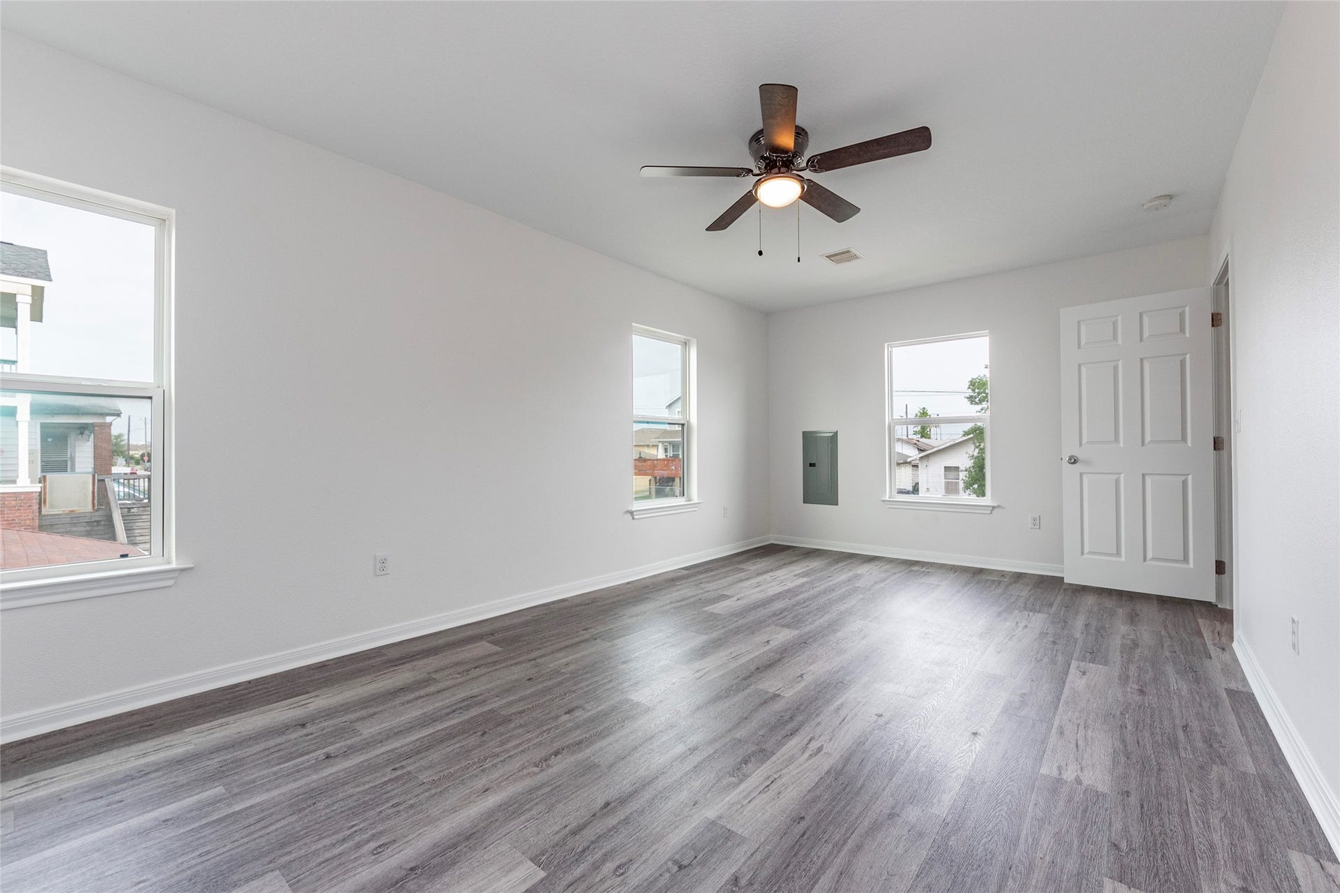 1101 54th Street, Galveston, TX 77551 1101 54th Street, Galveston, TX 77551
