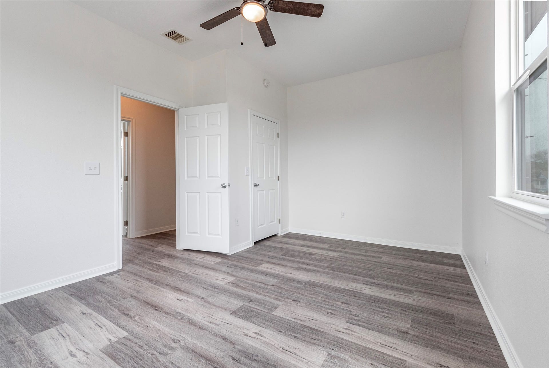 1101 54th Street, Galveston, TX 77551 1101 54th Street, Galveston, TX 77551