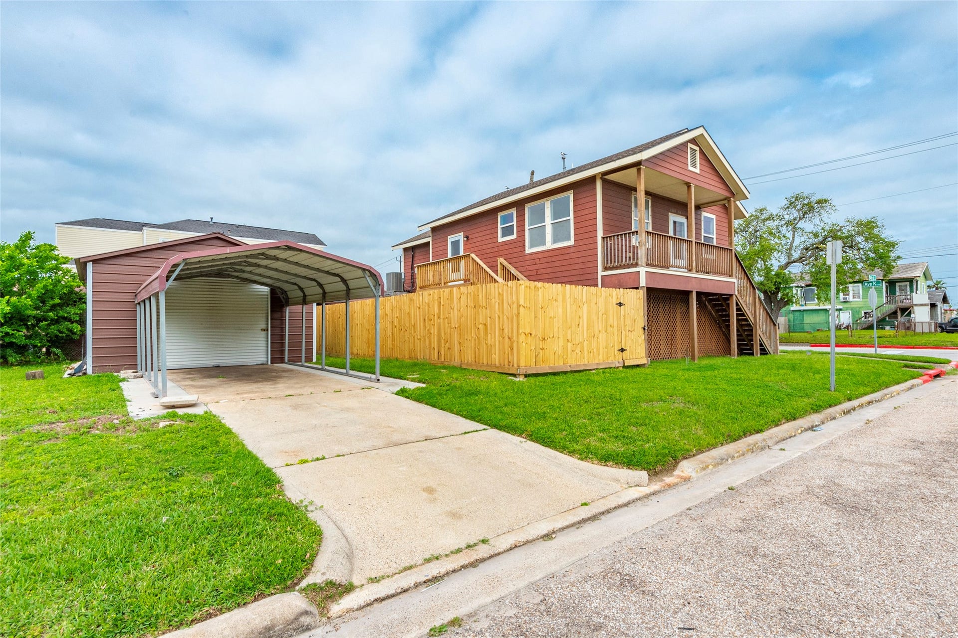 1101 54th Street, Galveston, TX 77551 1101 54th Street, Galveston, TX 77551