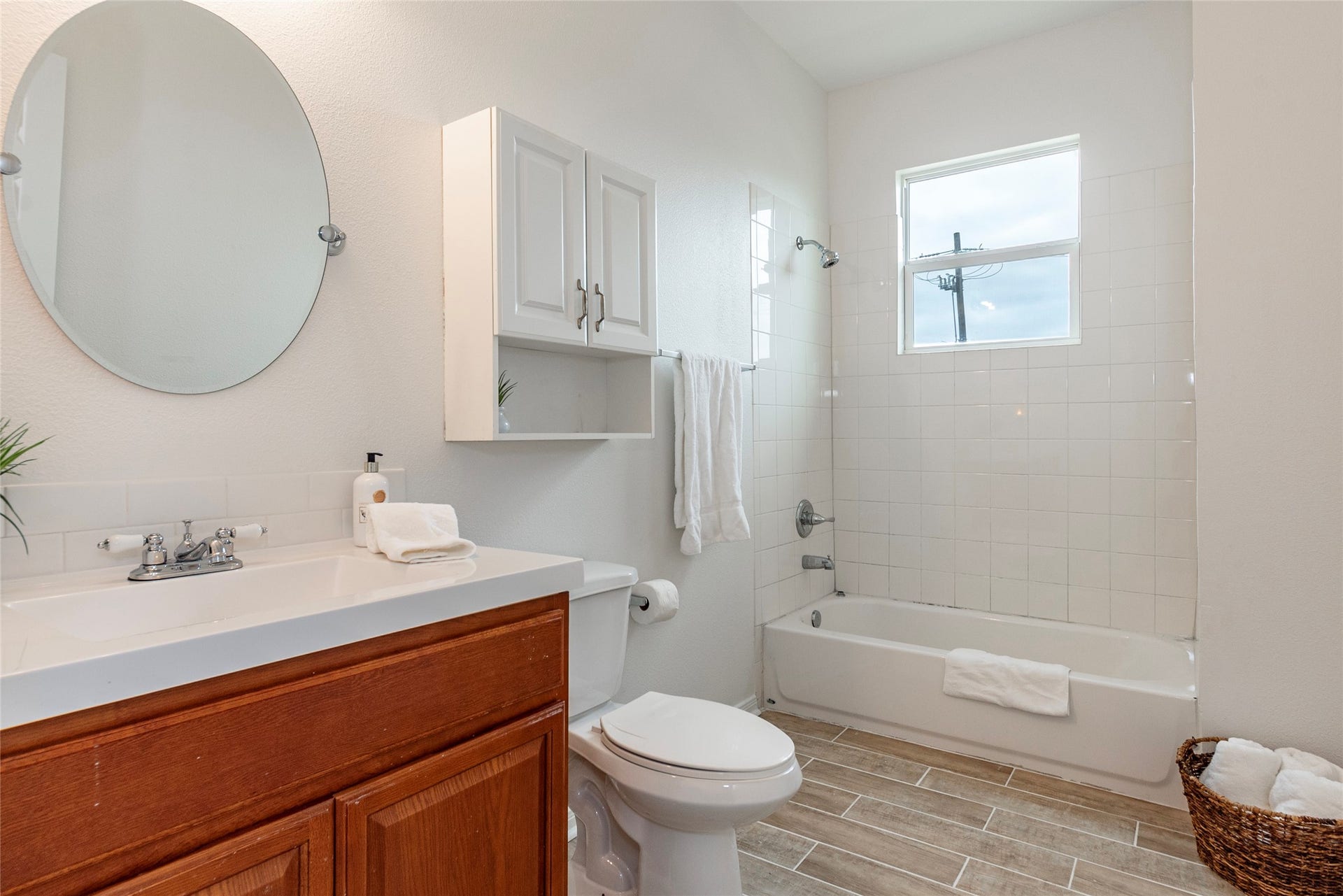 1101 54th Street, Galveston, TX 77551 1101 54th Street, Galveston, TX 77551