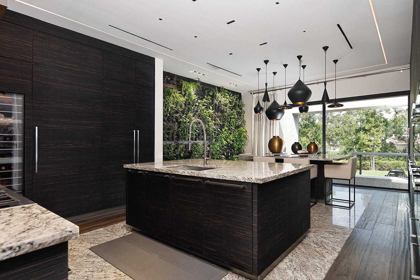 47 N Longspur Drive, The Woodlands, TX 77380 47 N Longspur Drive, The Woodlands, TX 77380