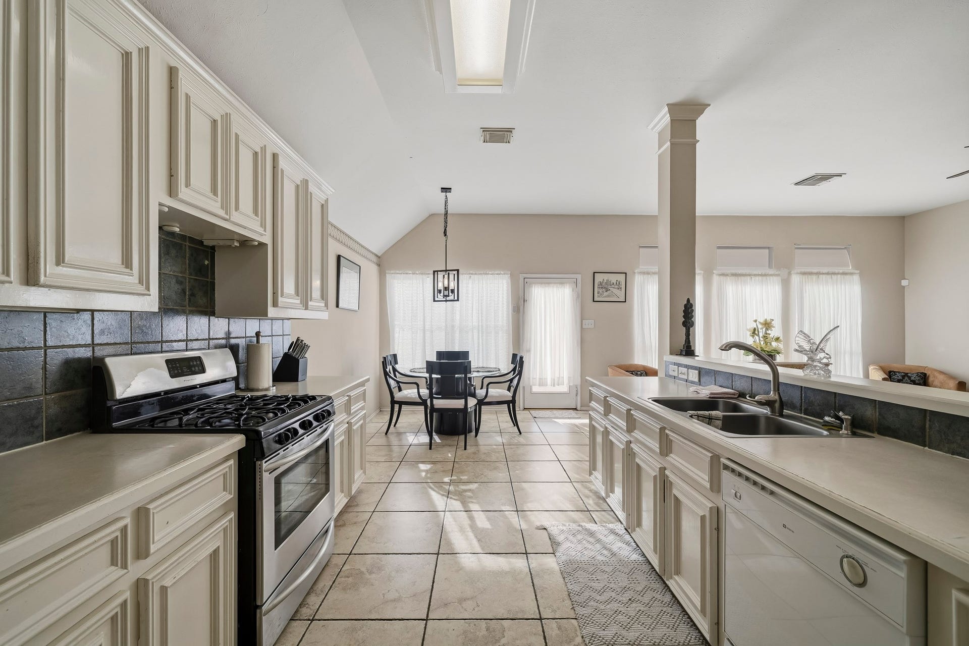 3802 Shady Breeze Drive, Houston, TX 77082