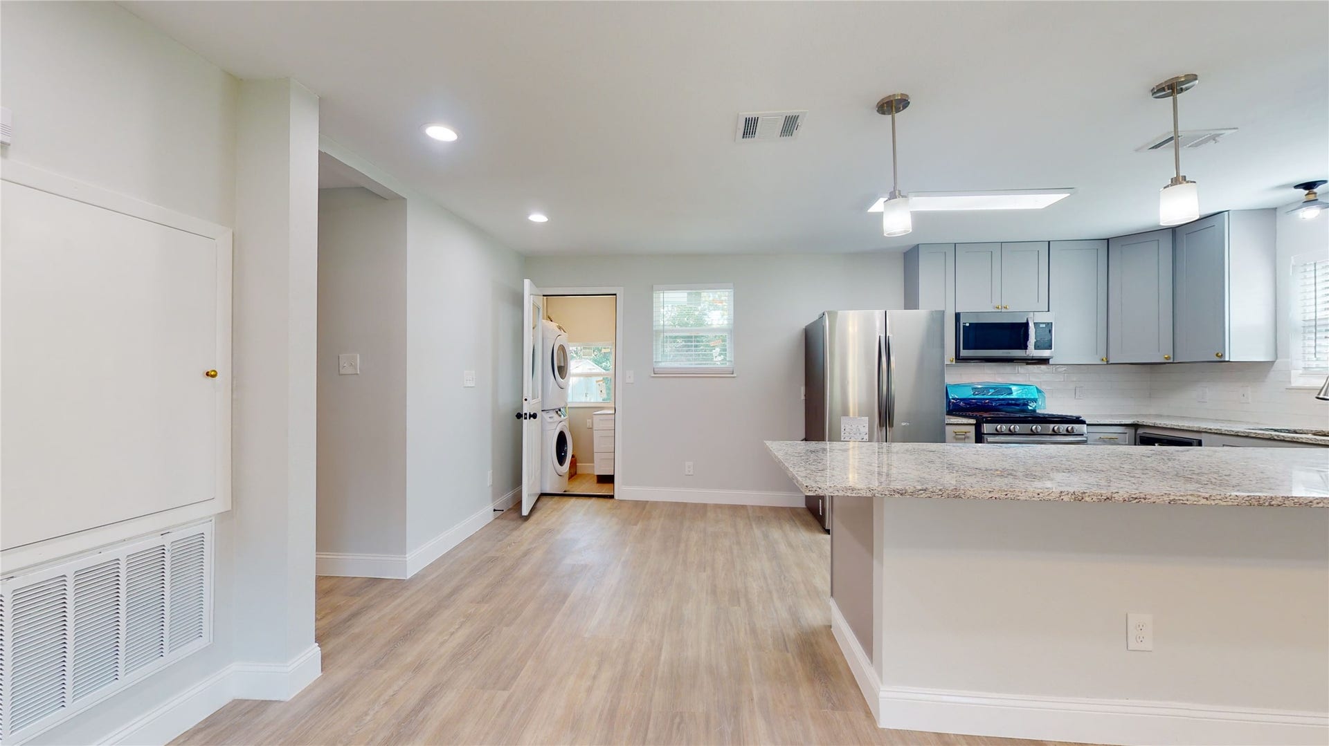 227 Kansas Street, Bacliff, TX 77518 227 Kansas Street, Bacliff, TX 77518