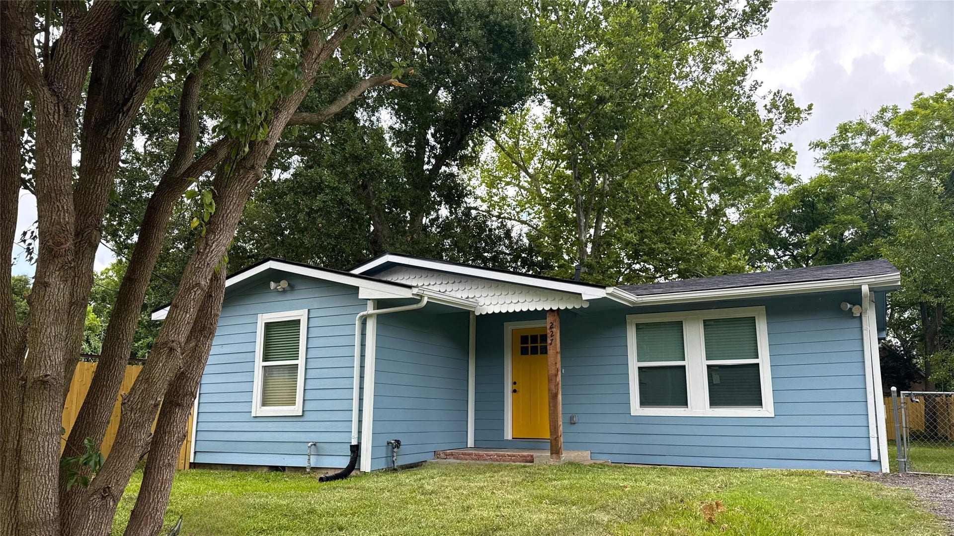 227 Kansas Street, Bacliff, TX 77518 227 Kansas Street, Bacliff, TX 77518