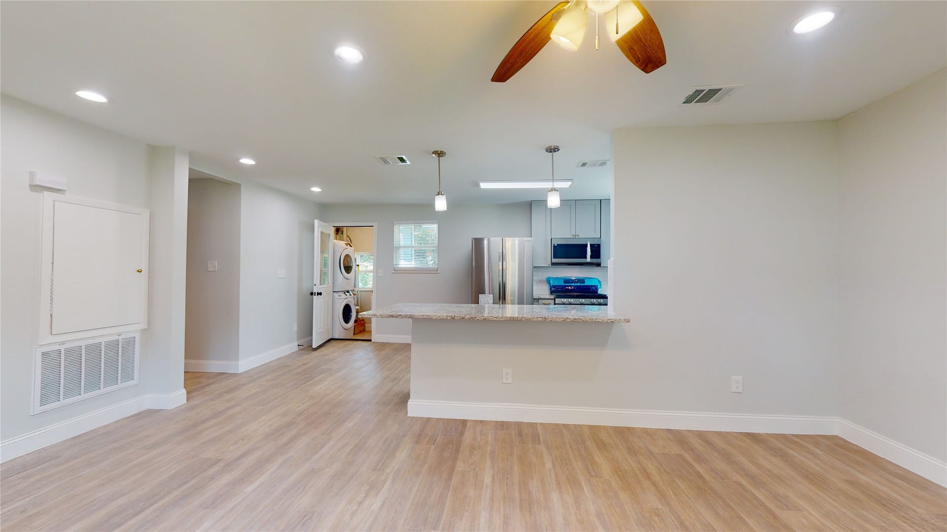 227 Kansas Street, Bacliff, TX 77518 227 Kansas Street, Bacliff, TX 77518