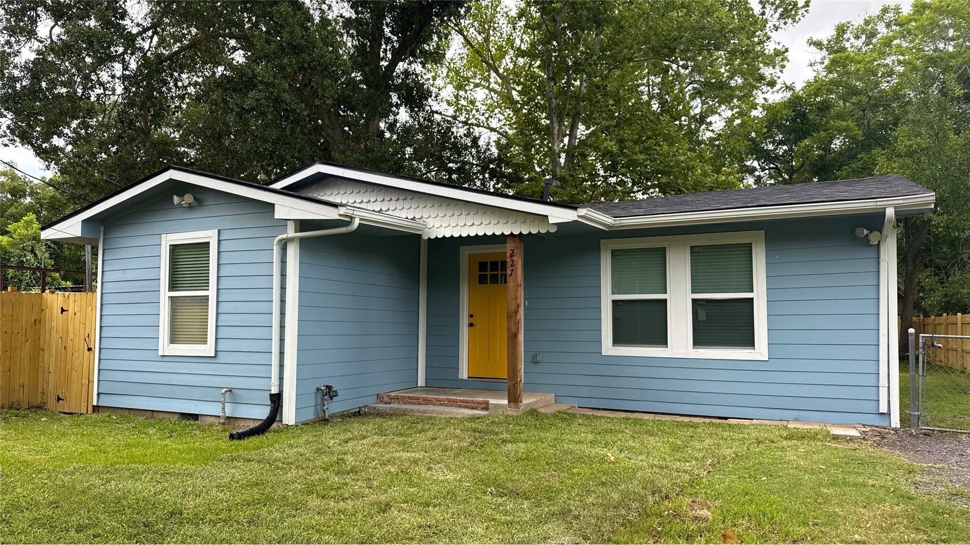 227 Kansas Street, Bacliff, TX 77518 227 Kansas Street, Bacliff, TX 77518