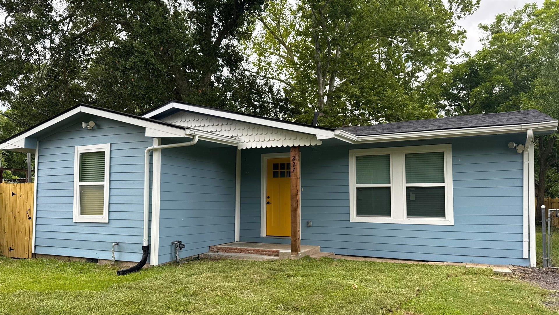 227 Kansas Street, Bacliff, TX 77518 227 Kansas Street, Bacliff, TX 77518
