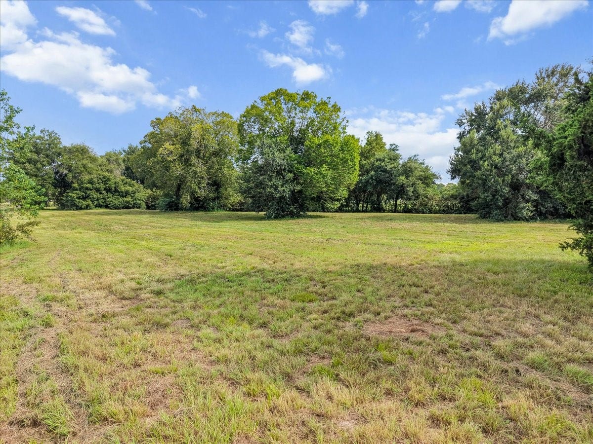 0 Delesandri Road, Hitchcock, TX 77563 0 Delesandri Road, Hitchcock, TX 77563