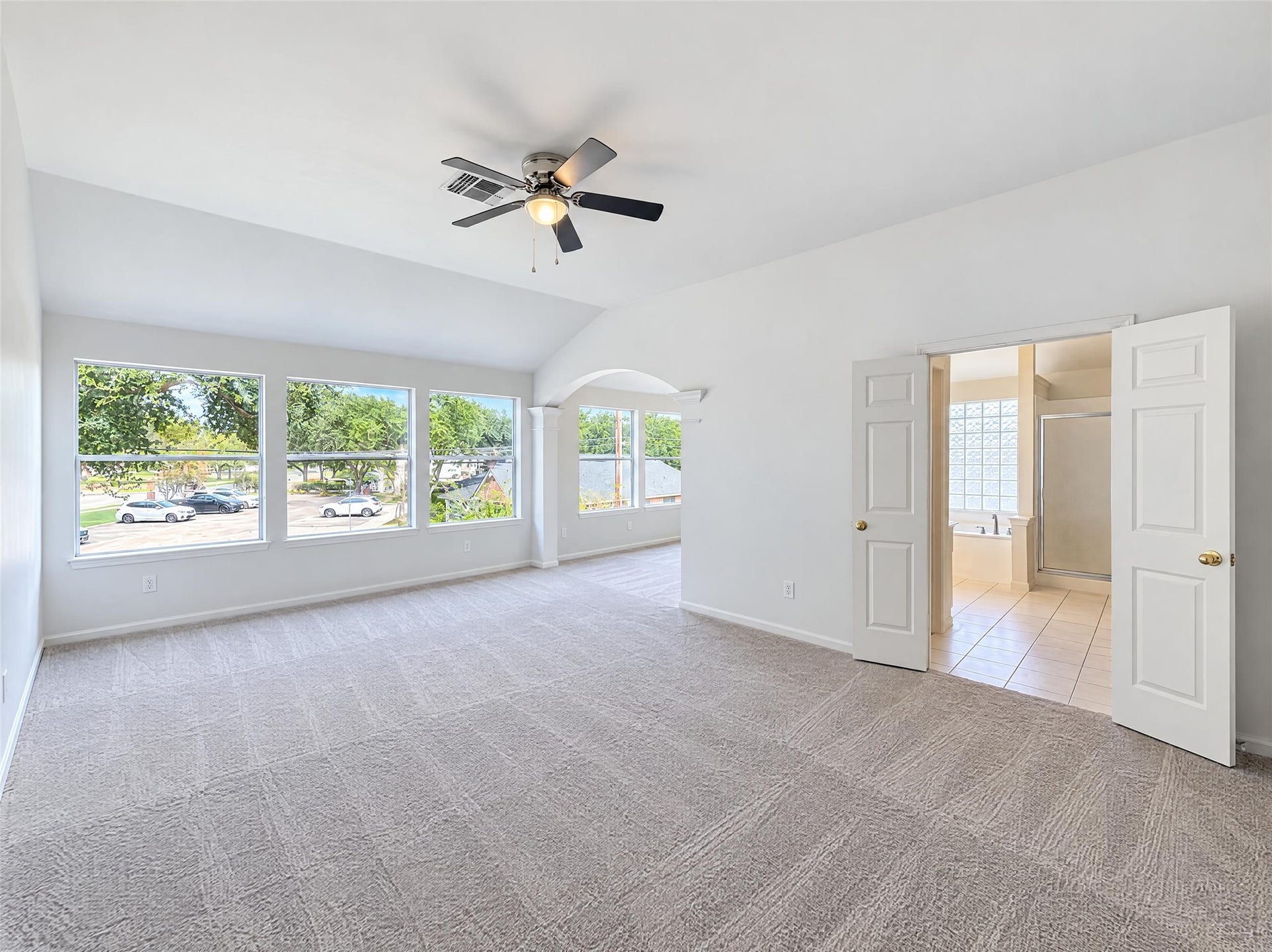 3407 Woodbine Place, Pearland, TX 77584