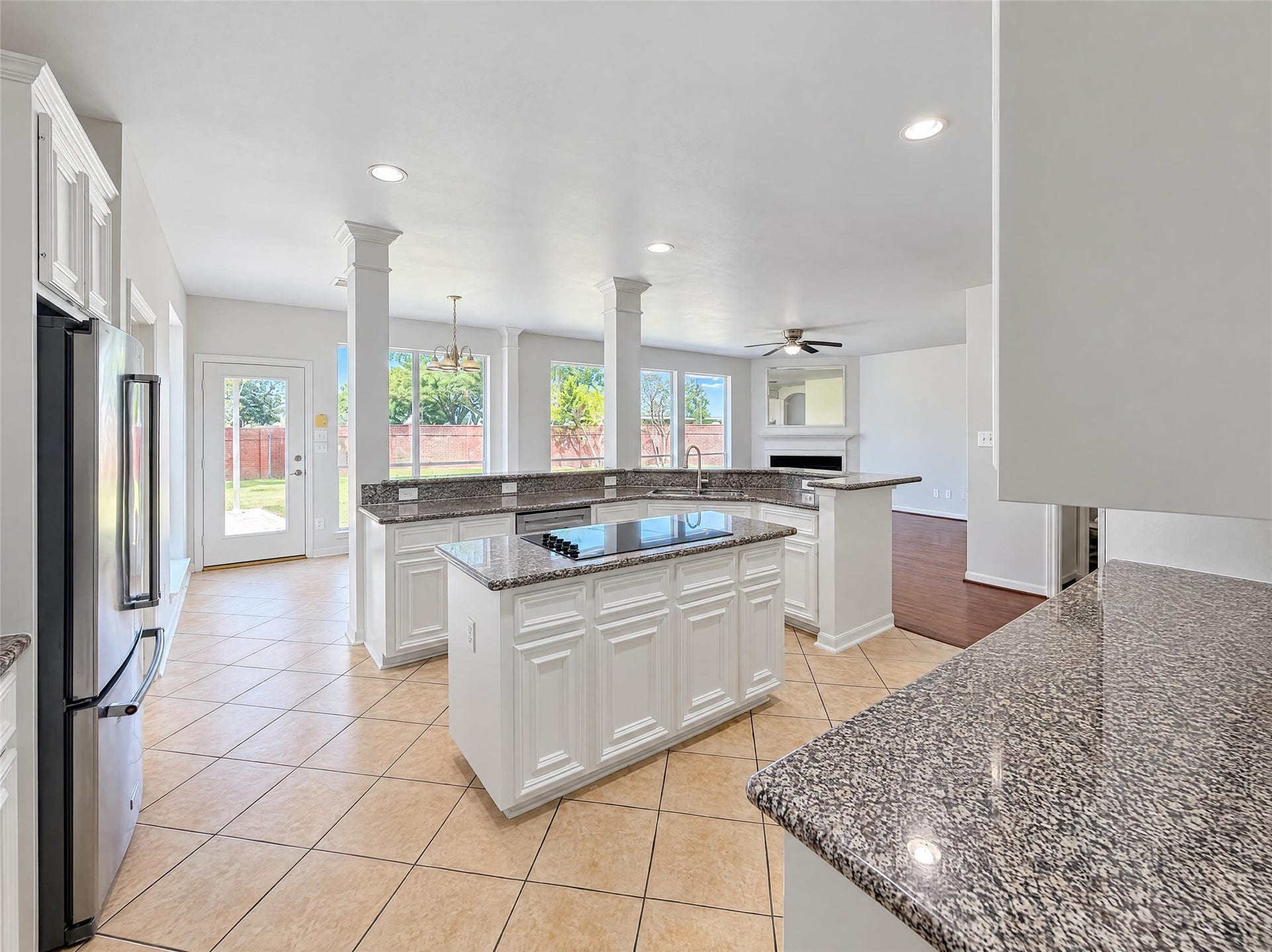 3407 Woodbine Place, Pearland, TX 77584