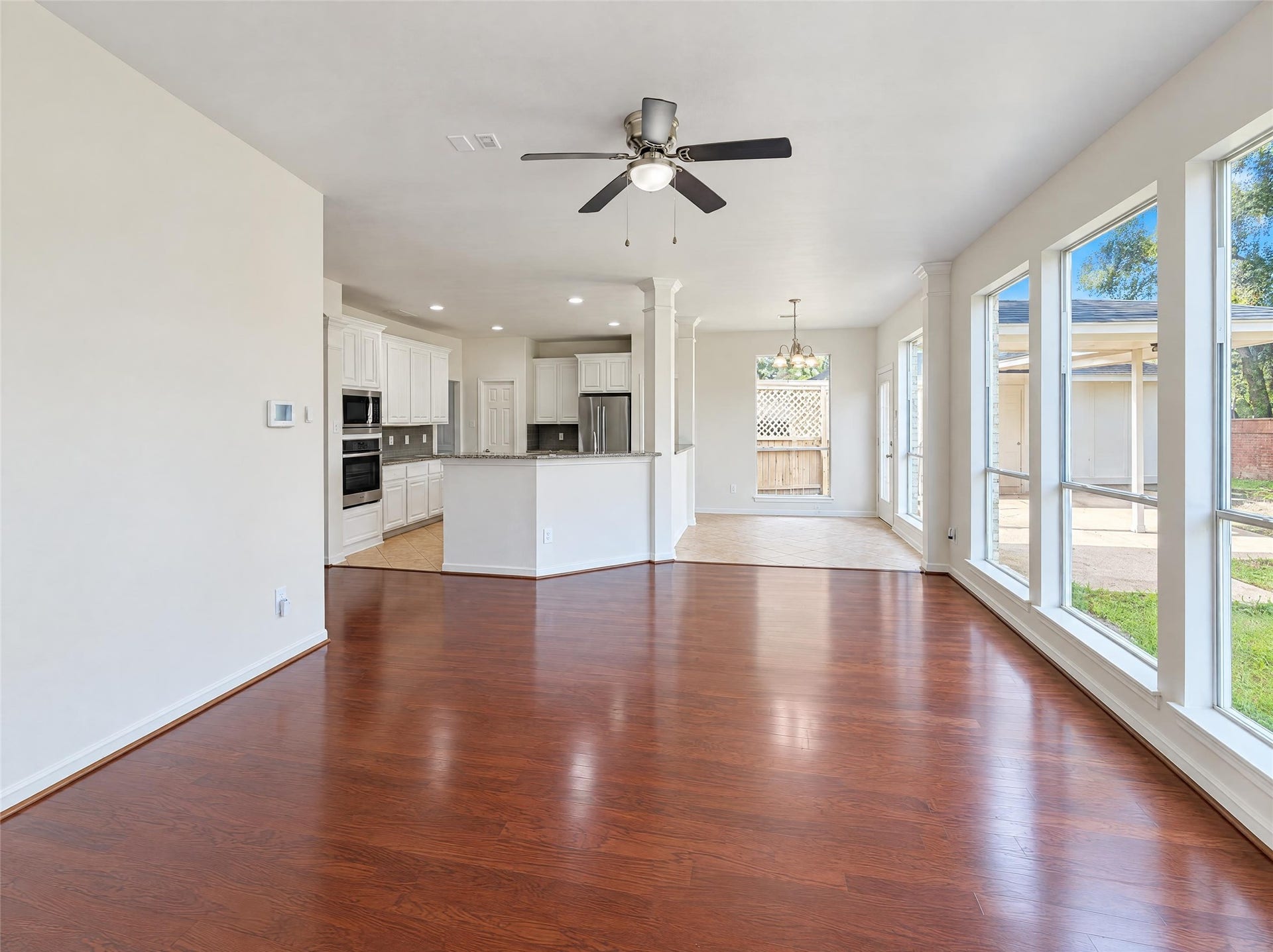 3407 Woodbine Place, Pearland, TX 77584