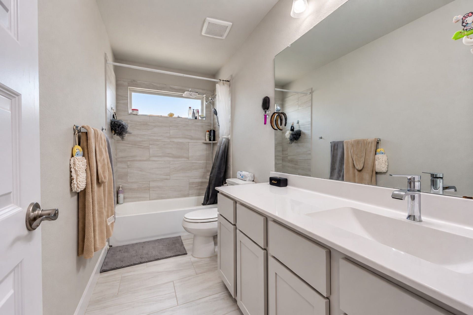 1665 Daylight Lake Drive, Katy, TX 77493 1665 Daylight Lake Drive, Katy, TX 77493