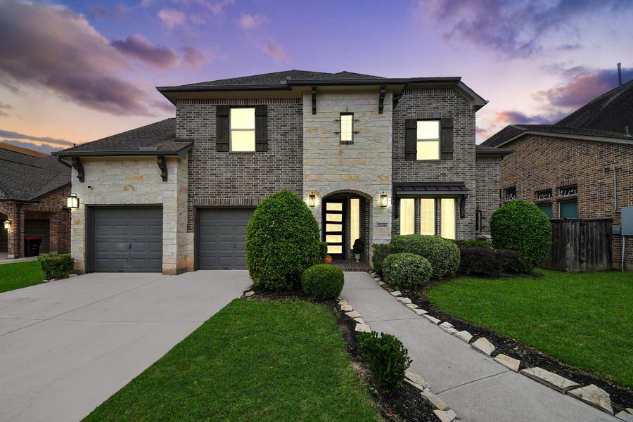 Property photo for 2406 Ginger Mist Court, Missouri City, TX