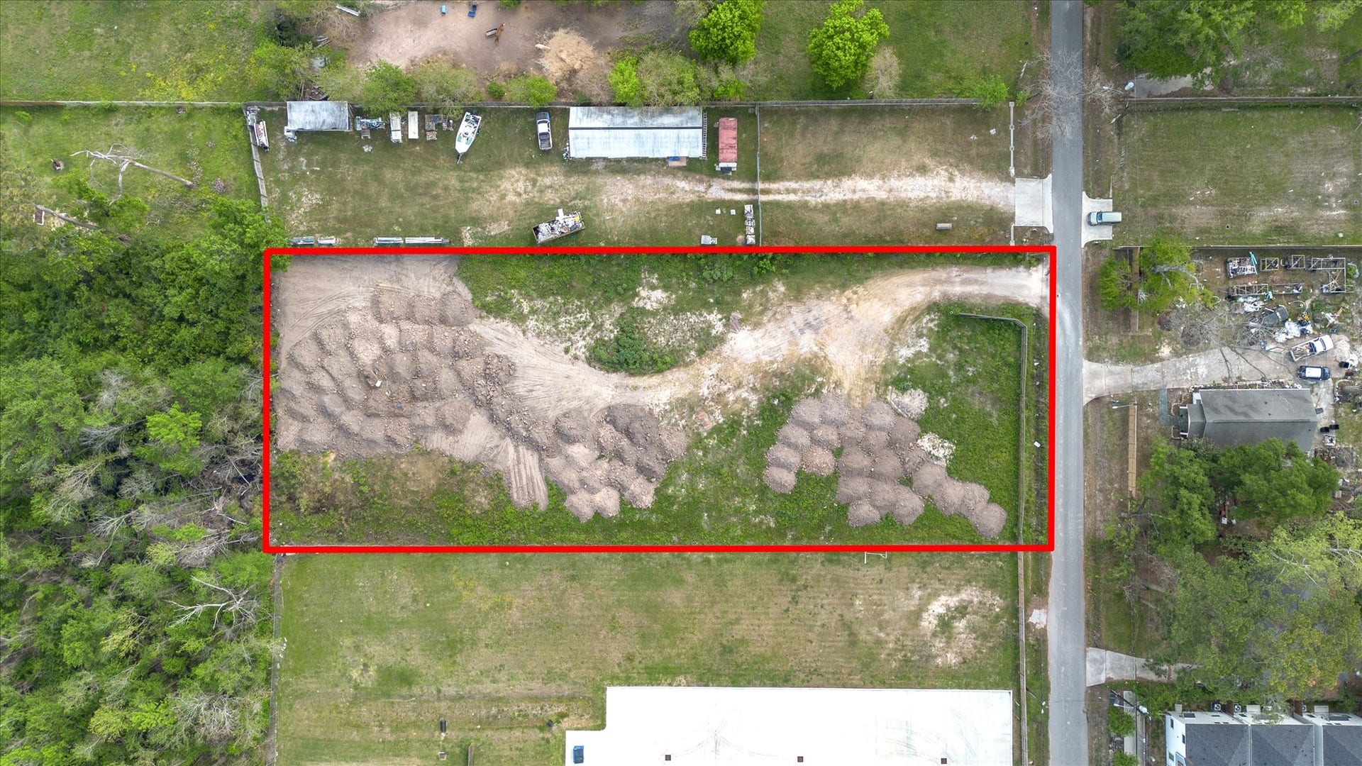 772 Davidson Street, Houston, TX 77091 Discover the perfect canvas for your dream home on this expansive replatted lot, offering ample space and endless possibilities in a serene, green setting.