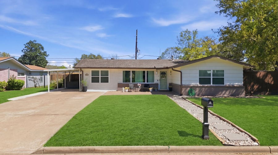 Property photo for 1914 Heights Drive, Katy, TX