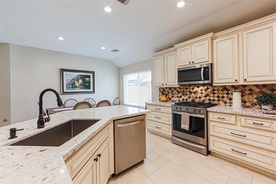 Property photo for 3034 Glenthorpe Lane, Katy, TX