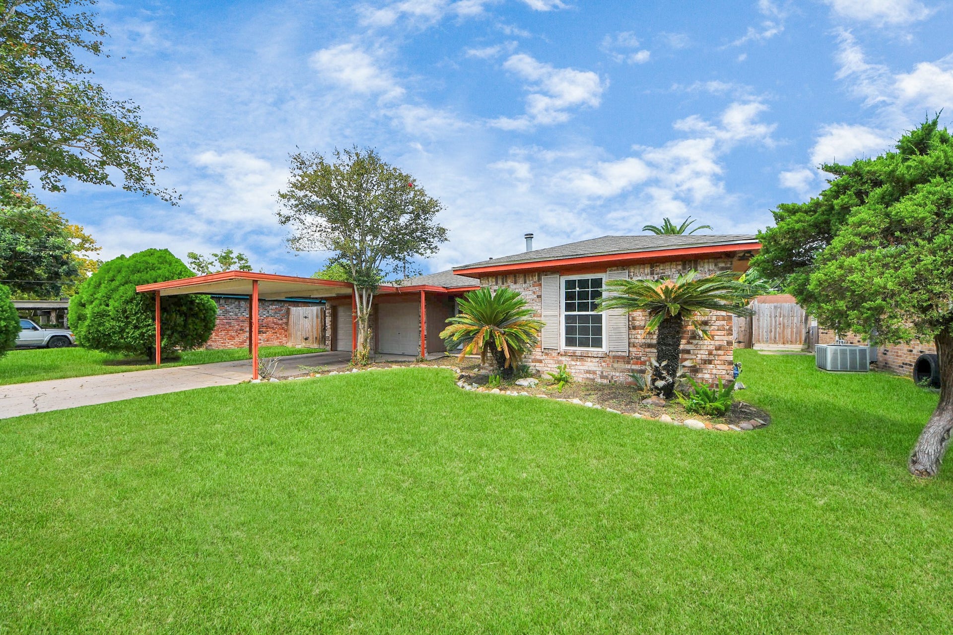 1110 E Brown Lane, Deer Park, TX 77536 1110 E Brown Lane, Deer Park, TX 77536