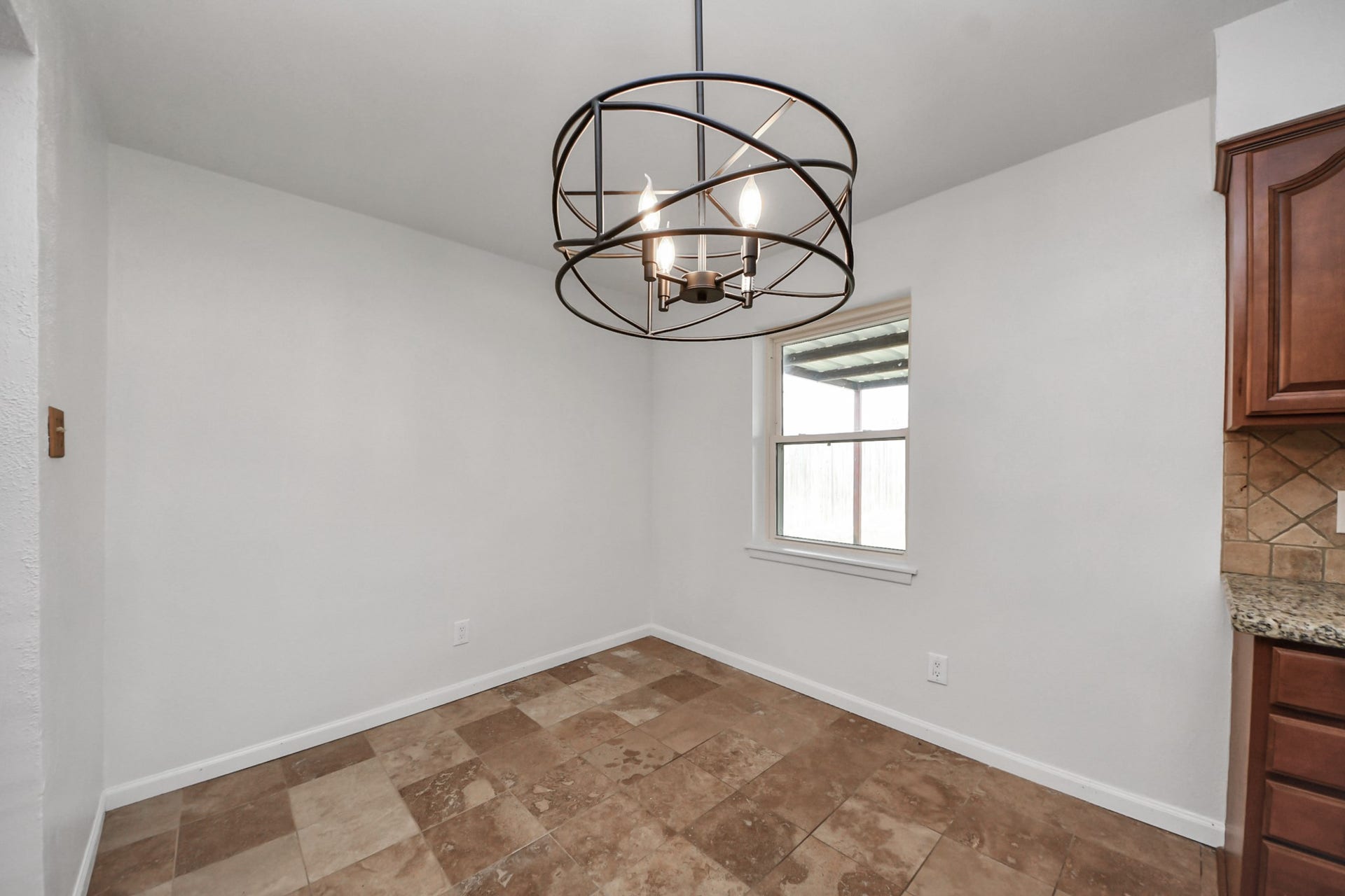 1110 E Brown Lane, Deer Park, TX 77536 1110 E Brown Lane, Deer Park, TX 77536