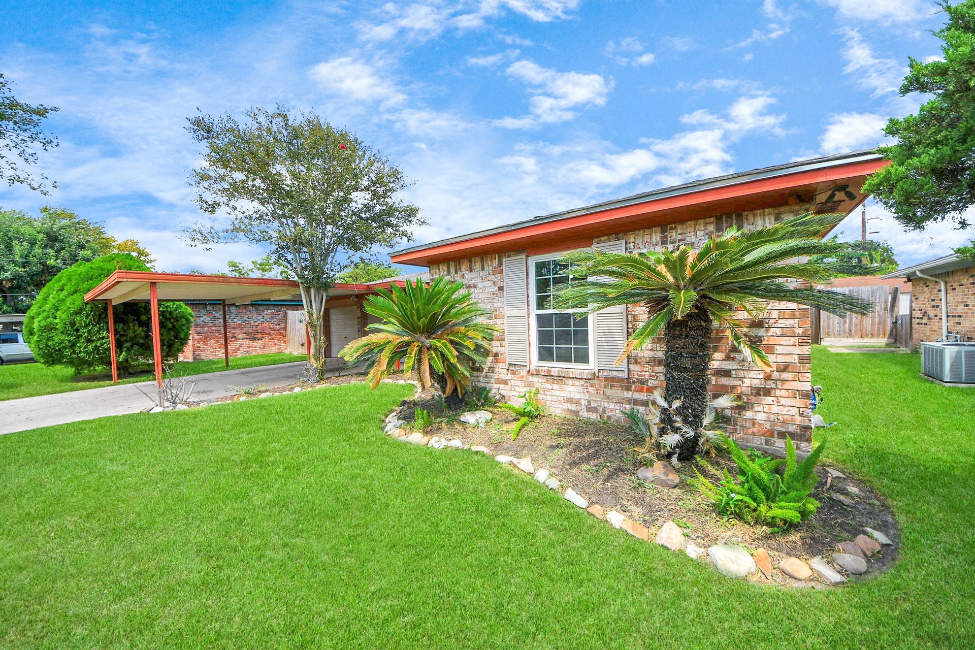 1110 E Brown Lane, Deer Park, TX 77536 1110 E Brown Lane, Deer Park, TX 77536