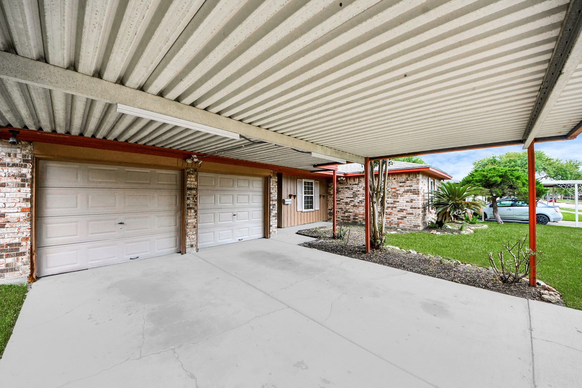 1110 E Brown Lane, Deer Park, TX 77536 1110 E Brown Lane, Deer Park, TX 77536