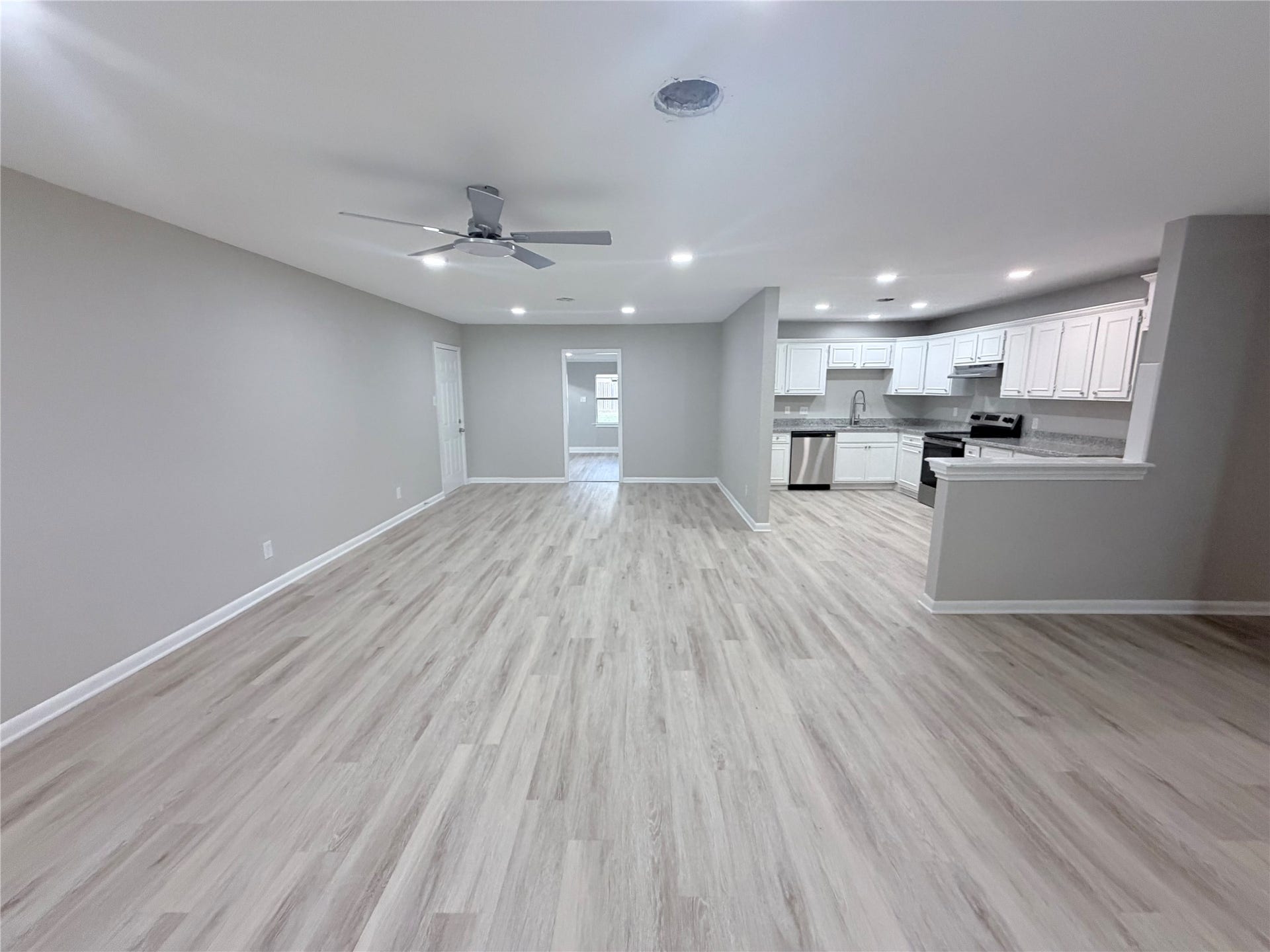 2810 Patricia Street, La Marque, TX 77568 2810 Patricia Street, La Marque, TX 77568