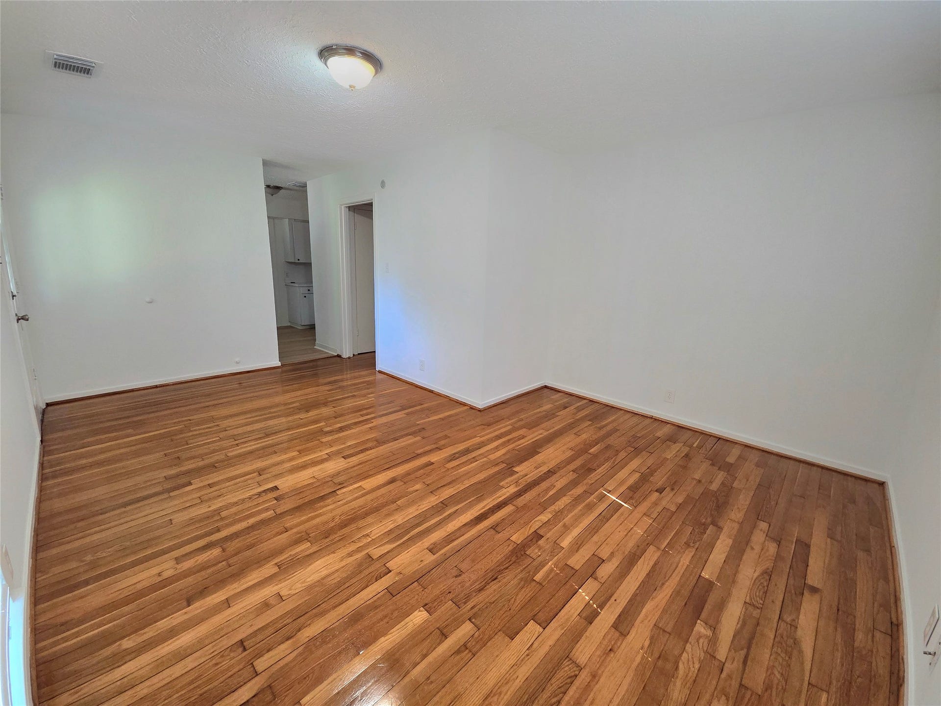 8610 Greiner Drive, Houston, TX 77080 Wood Floors thoughout