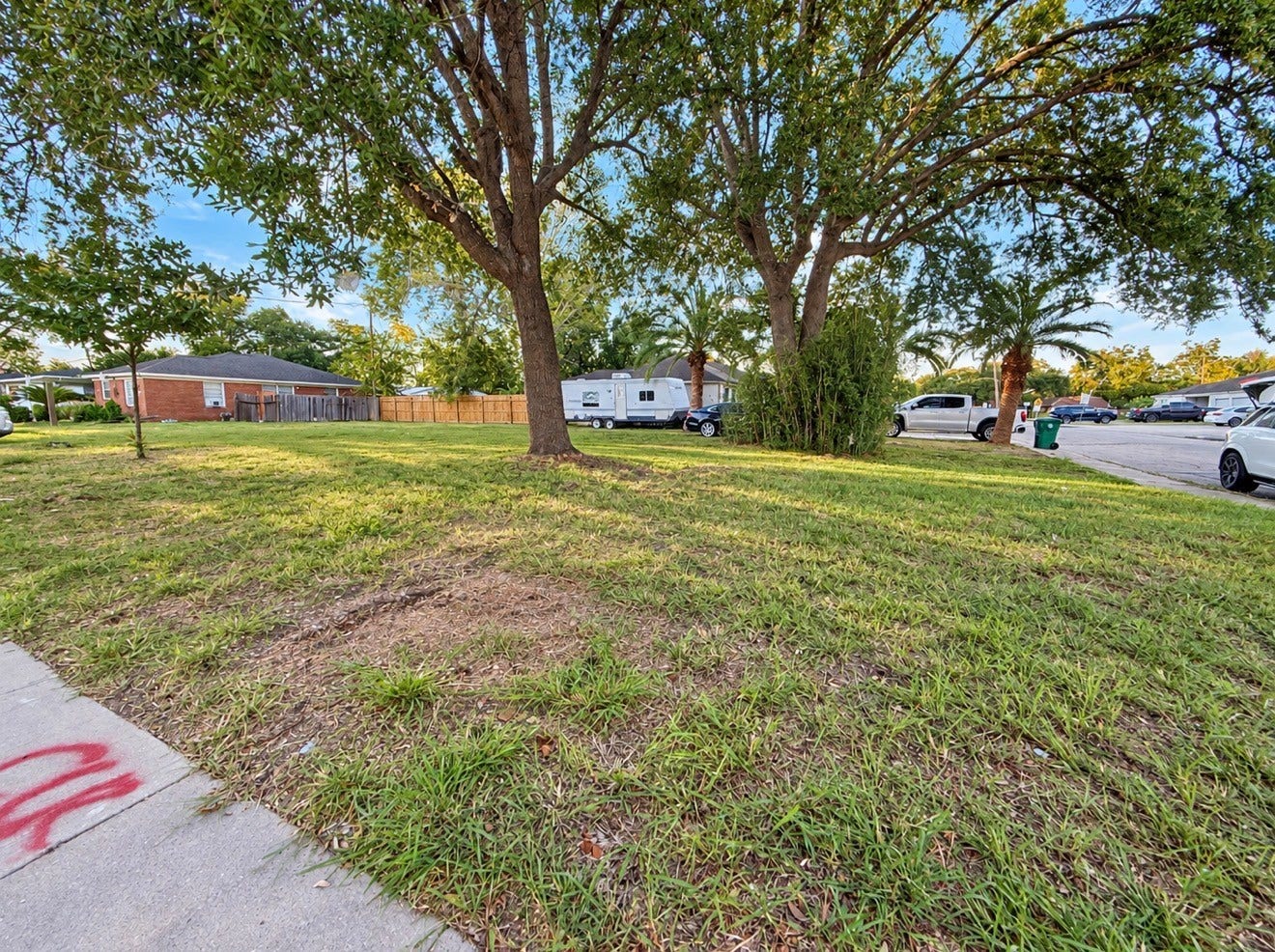 606 West Avenue, Pasadena, TX 77502