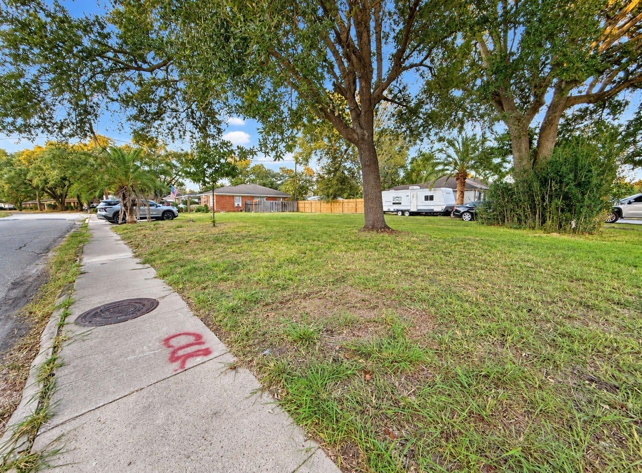 606 West Avenue, Pasadena, TX 77502
