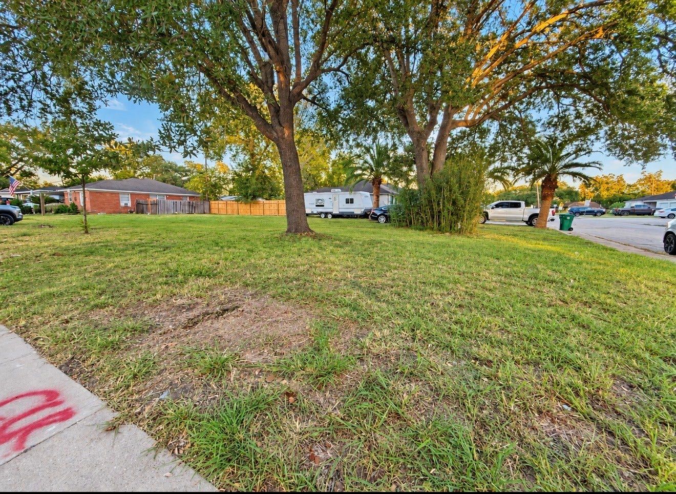 606 West Avenue, Pasadena, TX 77502