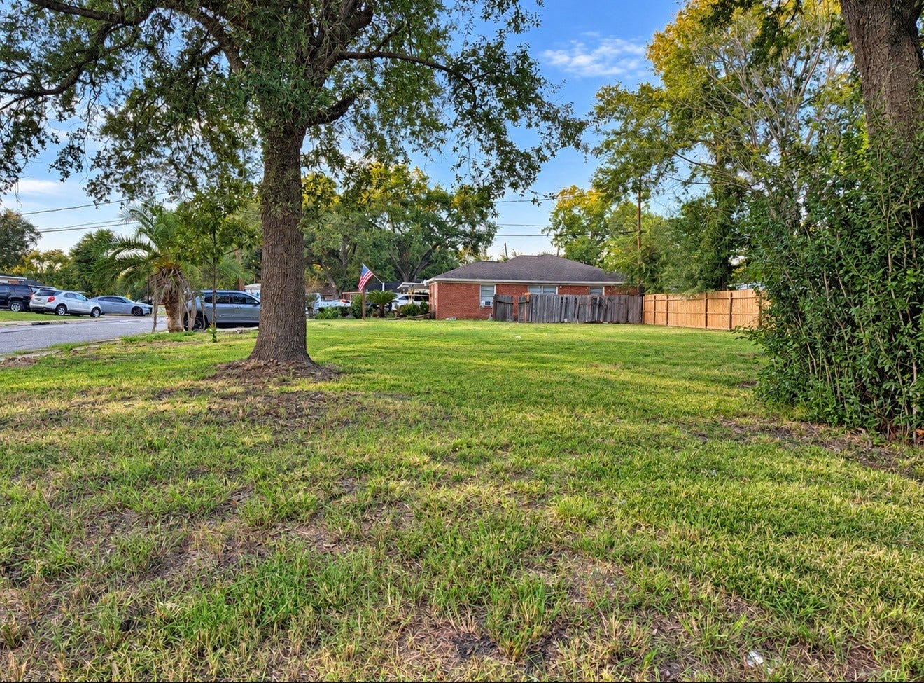 606 West Avenue, Pasadena, TX 77502