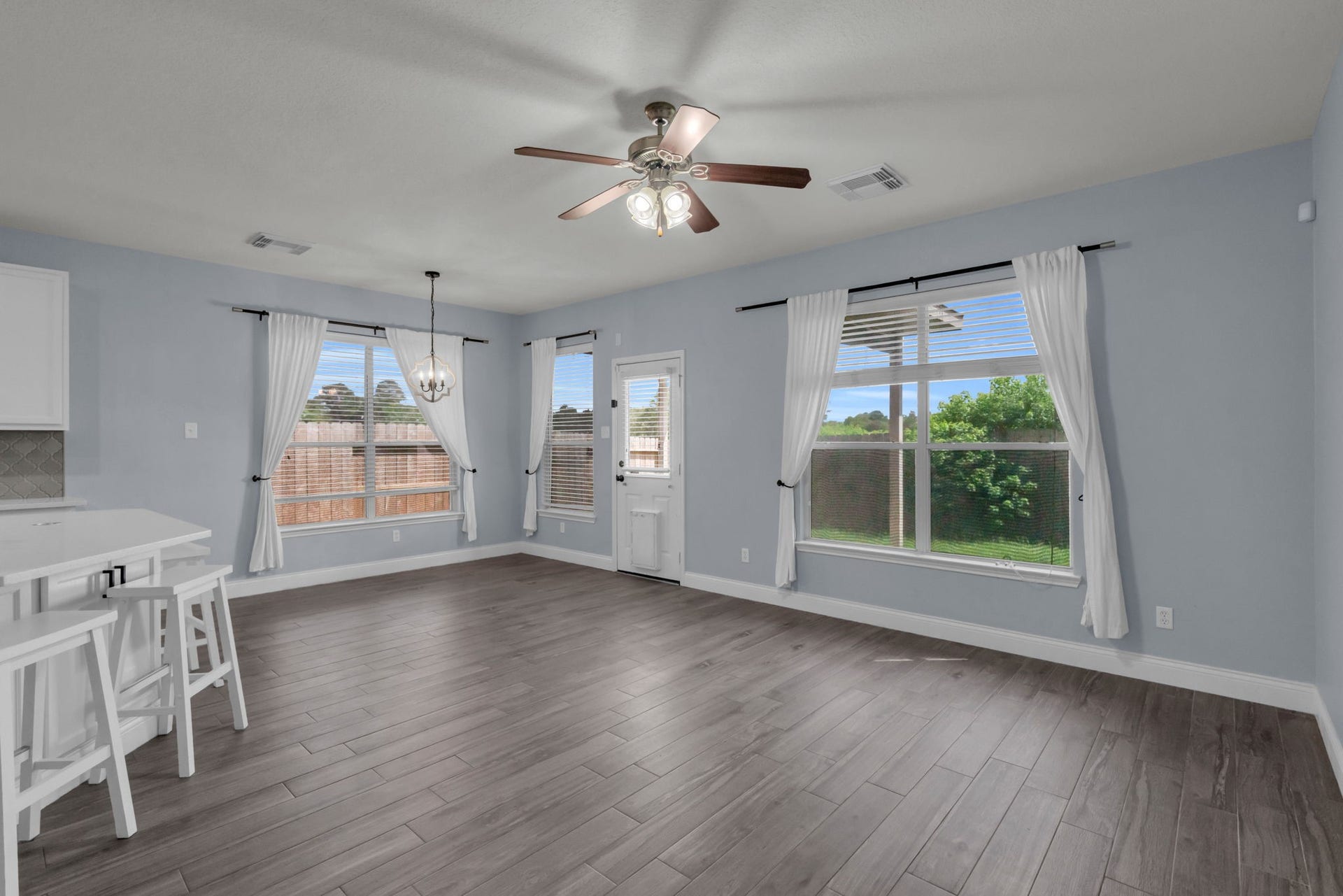 Another look at this bright living room.