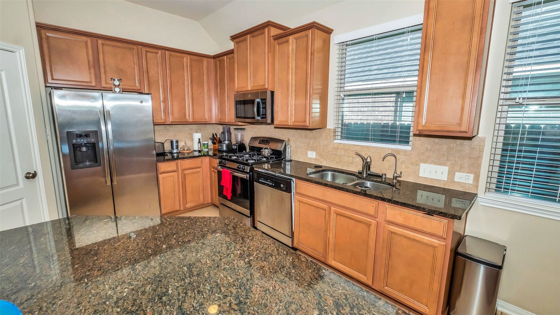 8807 Seguin Cove Lane, Richmond, TX 77407 8807 Seguin Cove Lane, Richmond, TX 77407