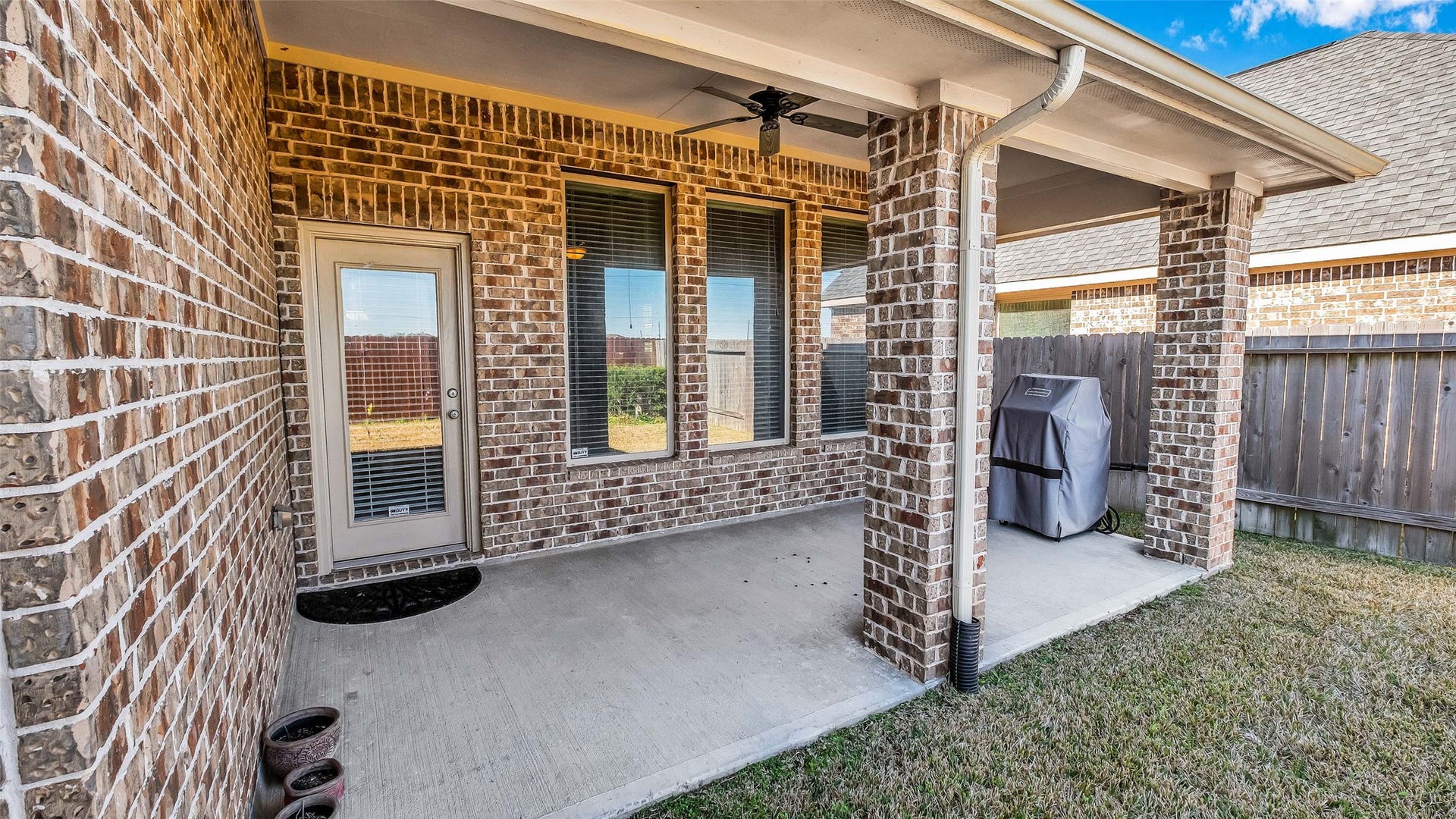 8807 Seguin Cove Lane, Richmond, TX 77407 8807 Seguin Cove Lane, Richmond, TX 77407