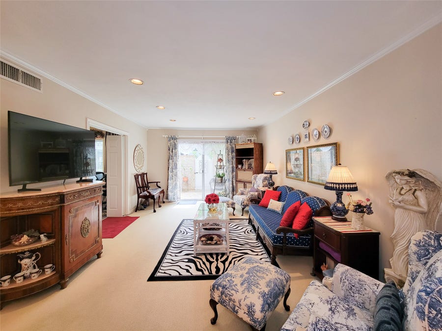 Property photo for 2601 Bellefontaine Street, #A104, Houston, TX