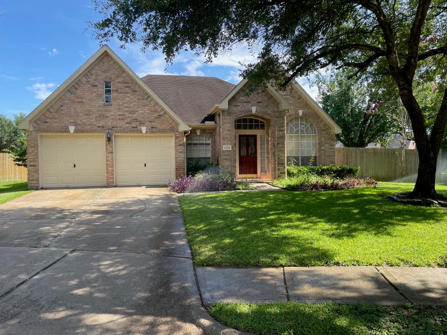 Property photo for 1131 Woodley Bend, Sugar Land, TX