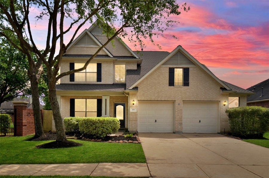 Property photo for 3911 Fallsbrook Court, Sugar Land, TX