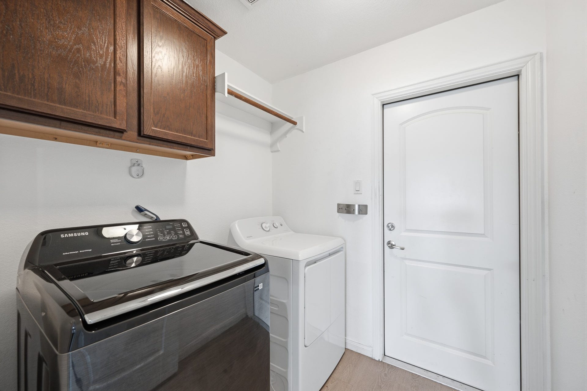 9303 E Lakeside Drive, Magnolia, TX 77354 9303 E Lakeside Drive, Magnolia, TX 77354