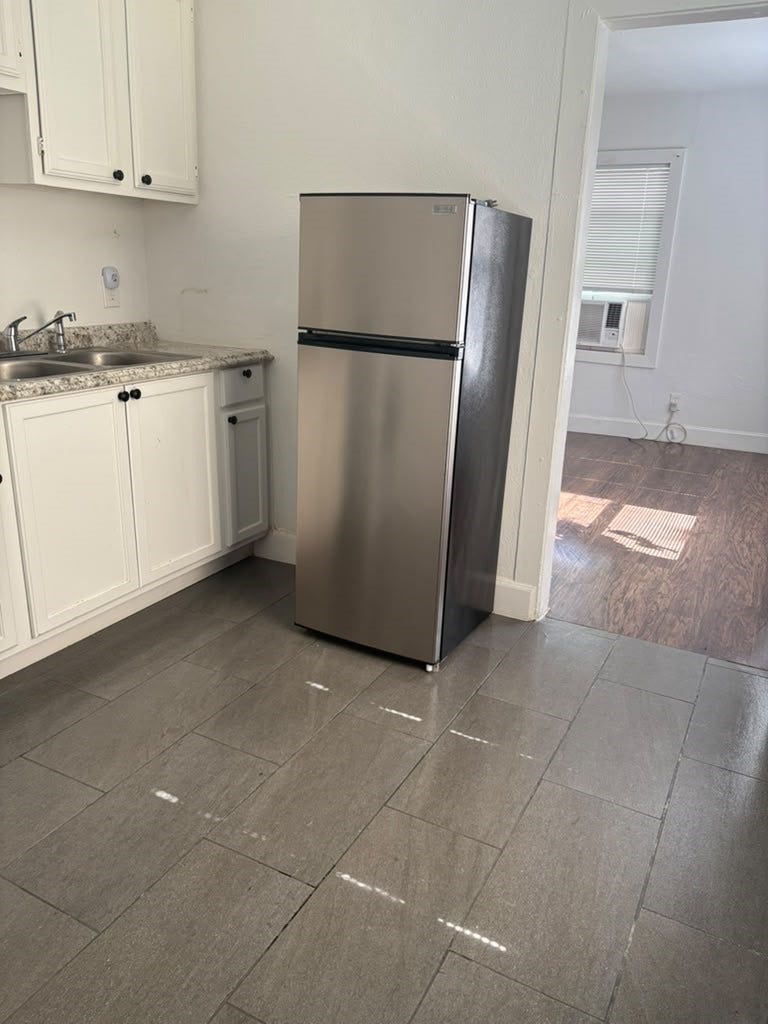 11 Norwood Street, #7, Houston, TX 77011 11 Norwood Street, #7, Houston, TX 77011