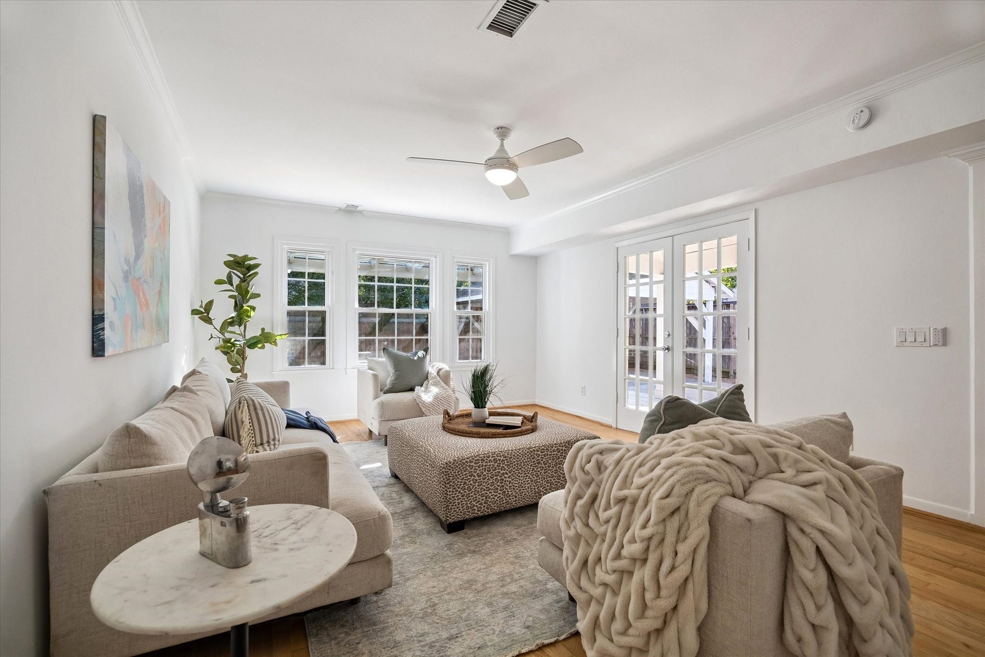 2041 Dryden Road, Houston, TX 77030 Family Room