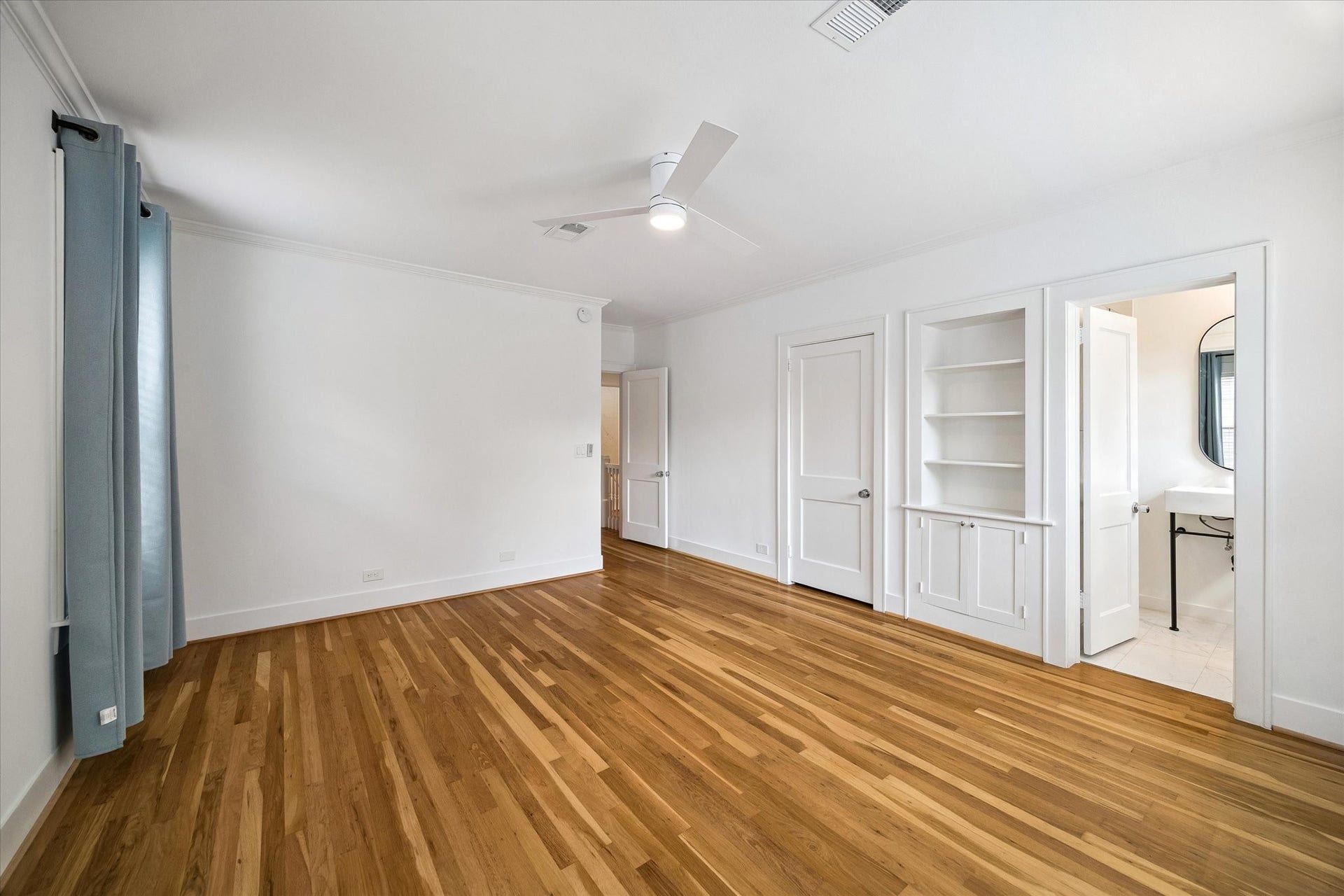 2041 Dryden Road, Houston, TX 77030 Bedroom Three