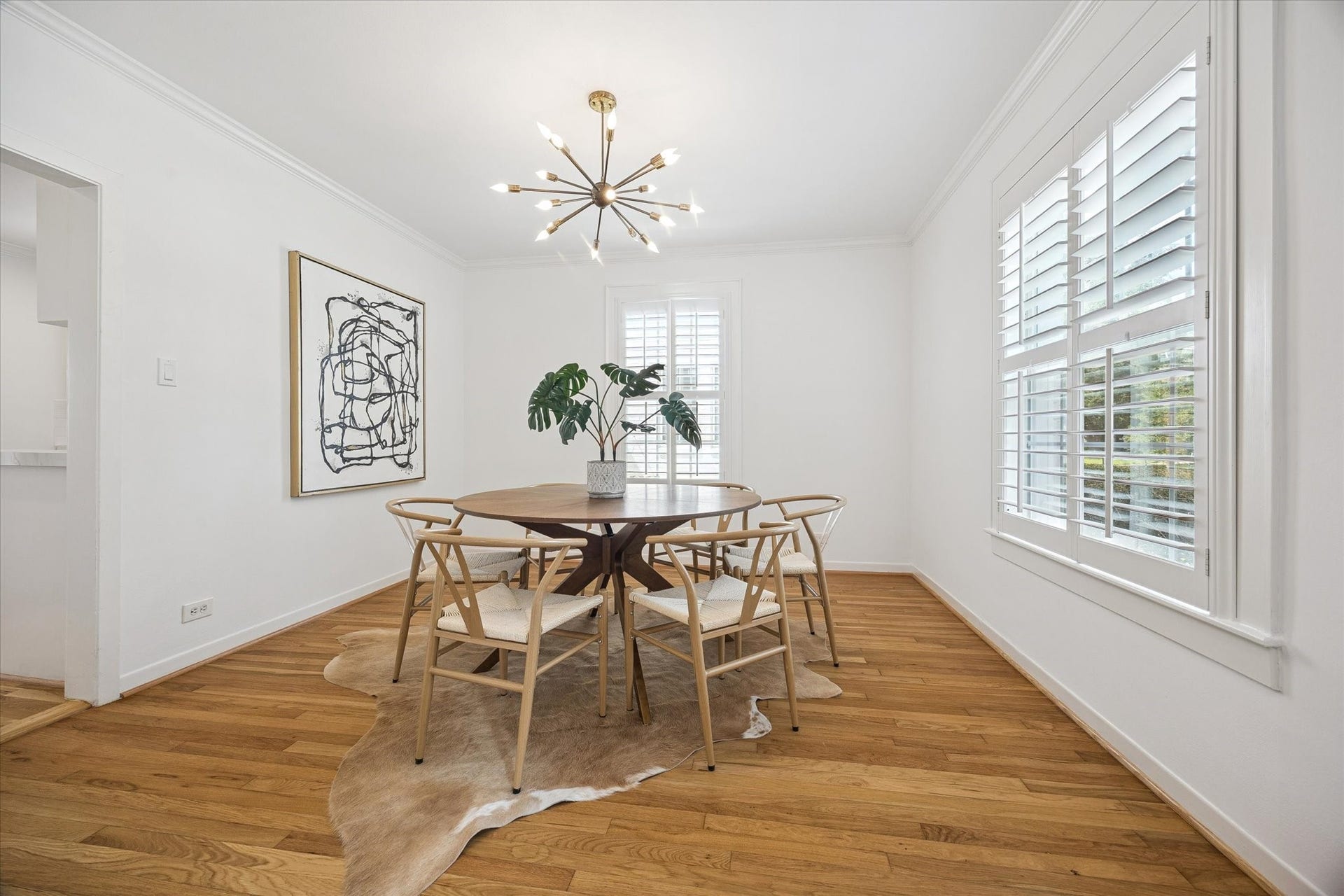 2041 Dryden Road, Houston, TX 77030 View of Dining Room toward door to Kitchen