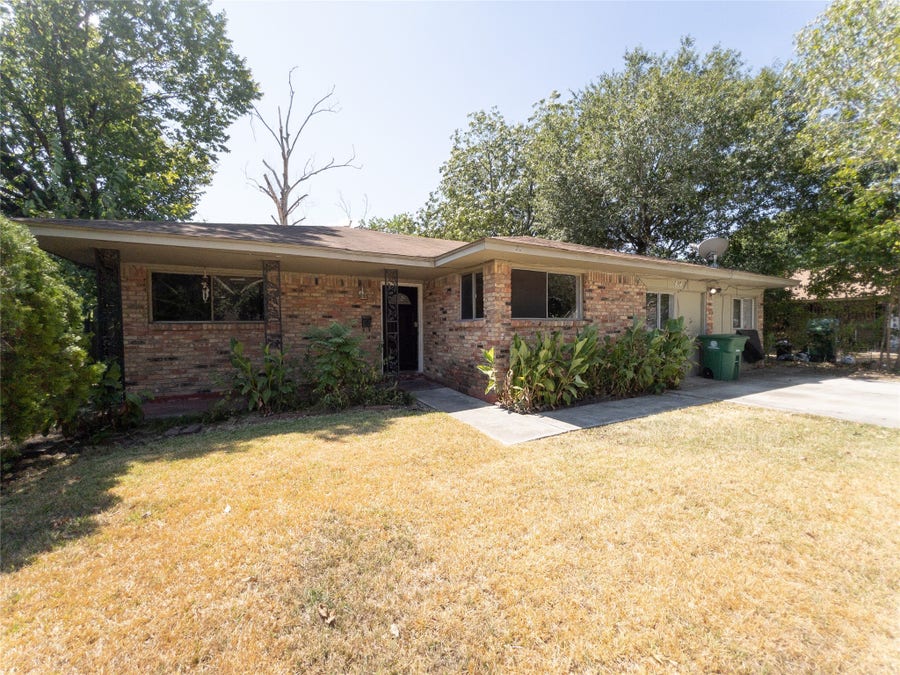 Property photo for 814 Eastlake Street, Houston, TX